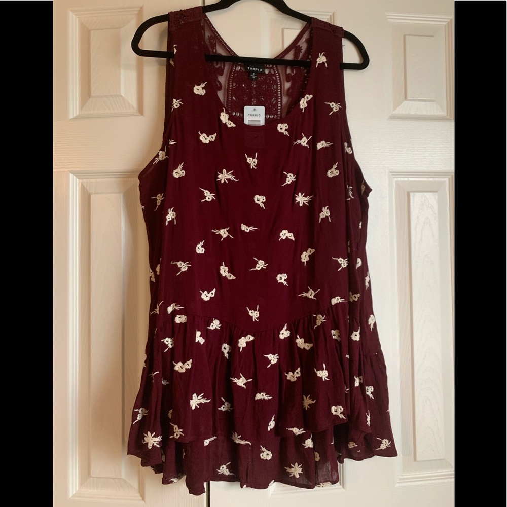 Torrid Maroon Embroidered Tank - Sz 2 - NWT